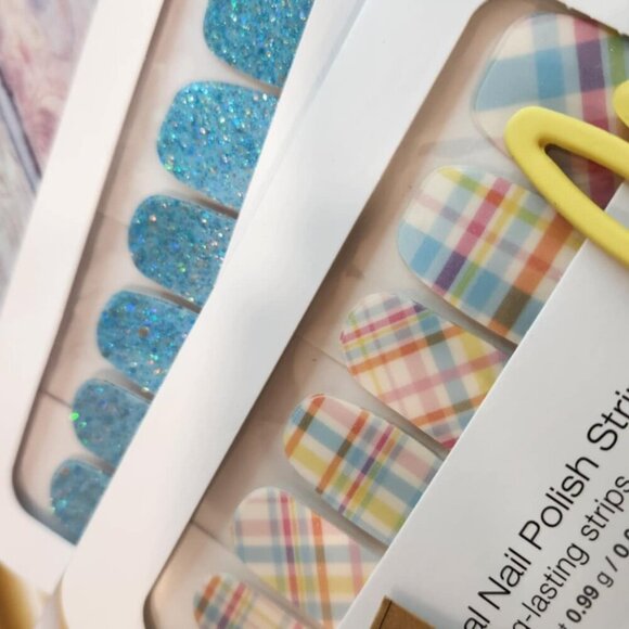 Color Street- Ice Crystal Bundle - Picture 9 of 9